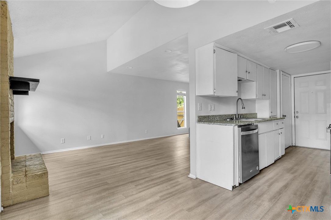 2410 Patrick Henry Street