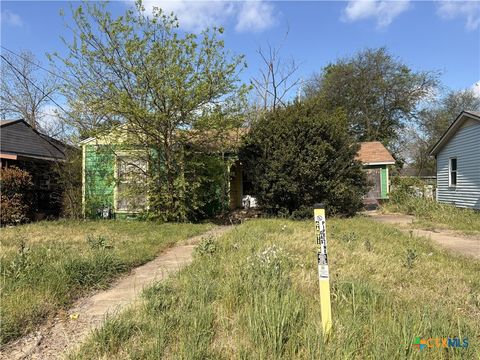 Photo of 1106 S 26th Street, Temple, TX 76501 (MLS # 608598)