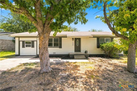 Photo of 1508 Bowie Court, Killeen, TX 76541 (MLS # 622866)