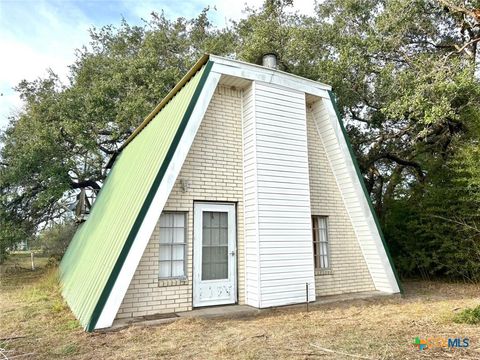 Photo of 24 Colake Drive, Victoria, TX 77905 (MLS # 596047)