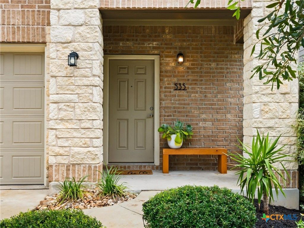 Photo of 535 Stampede Road, San Marcos, TX 78666 (MLS # 608125)