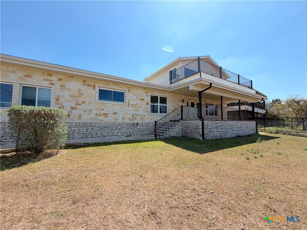 Photo of 1210 Skyline Drive, Canyon Lake, TX 78133 (MLS # 609719)
