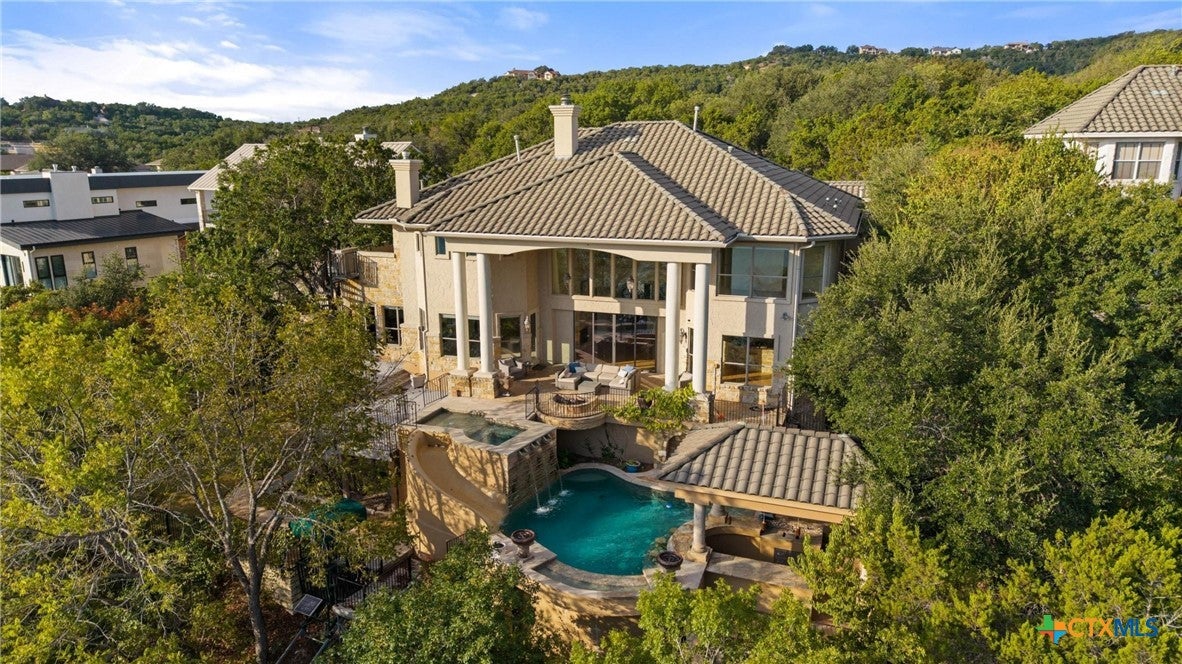17912 Crystal Cove