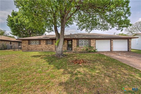 Photo of 3006 Van Pelt Avenue, Temple, TX 76501 (MLS # 609347)
