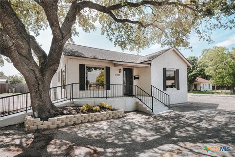 1407 N Wheeler Victoria TX 77901