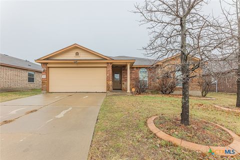 Photo of 5001 Bridgewood Drive, Killeen, TX 76549 (MLS # 612538)