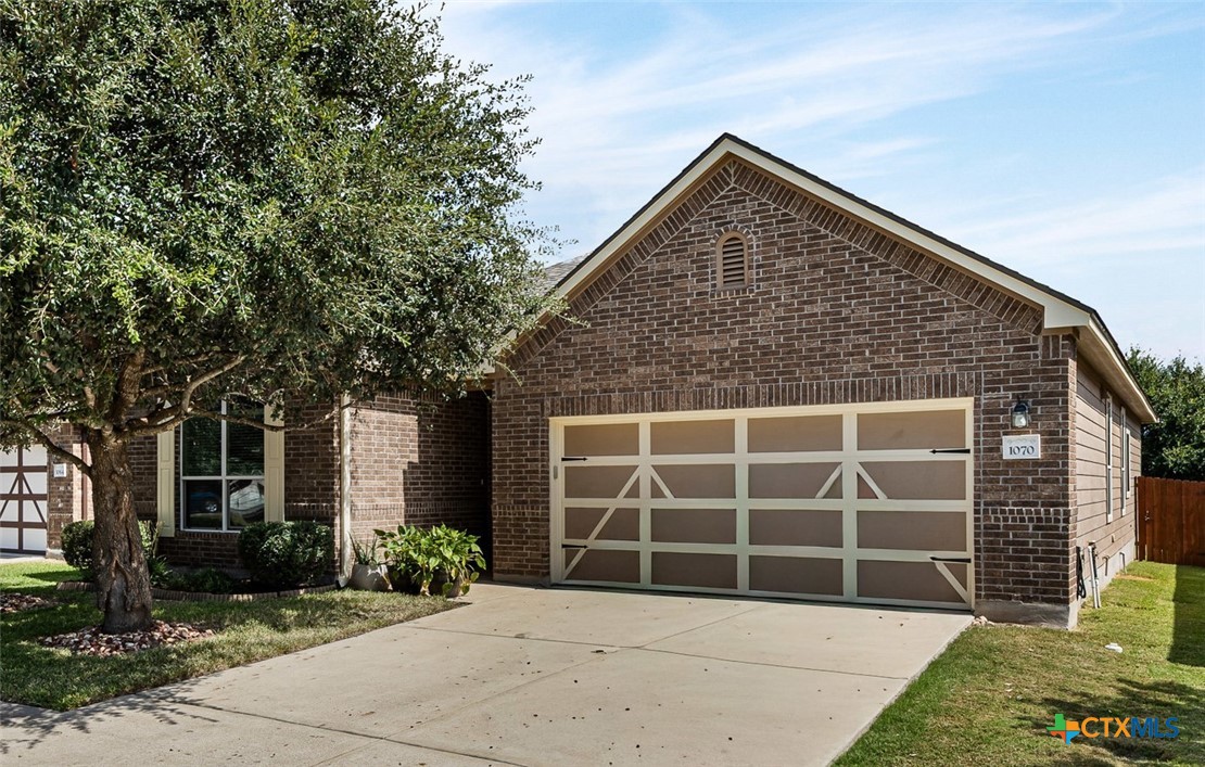 1070 Lonesome Oak Drive