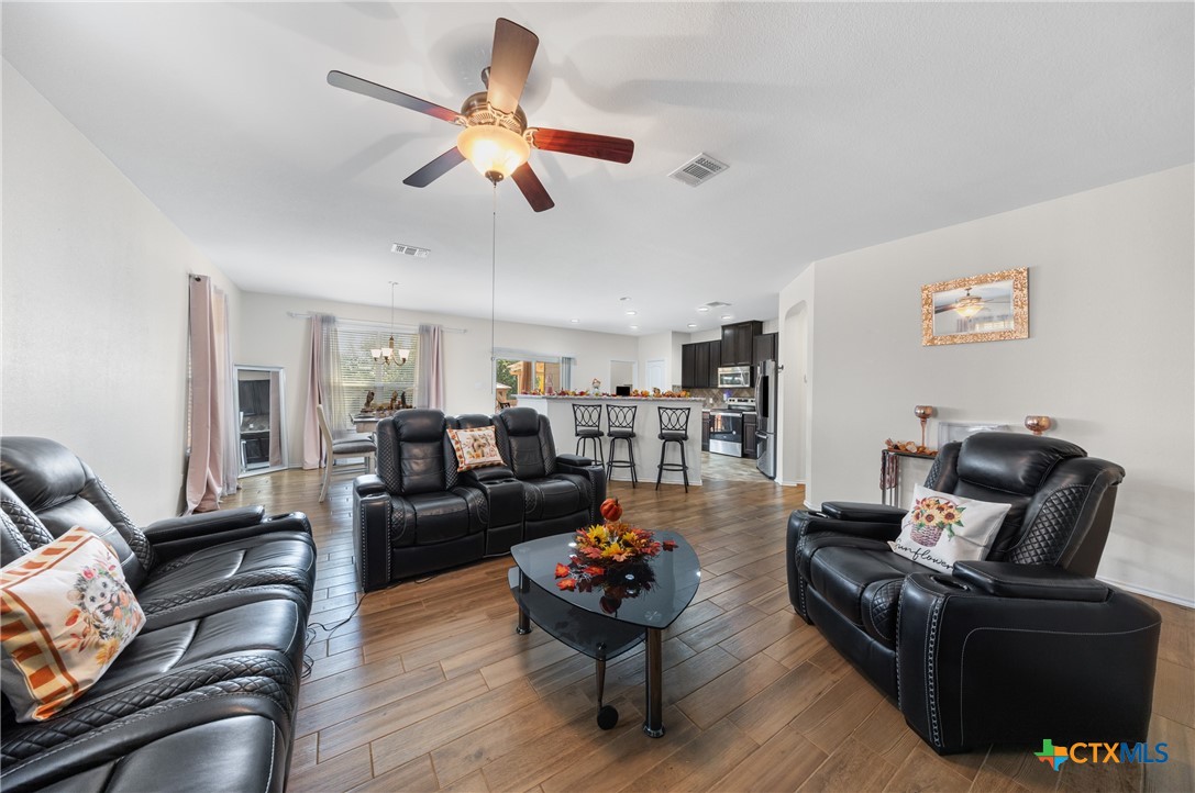 1070 Lonesome Oak Drive