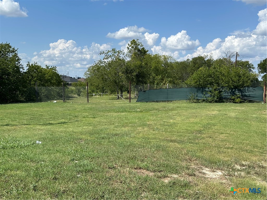 4401 W Stan Schlueter Loop