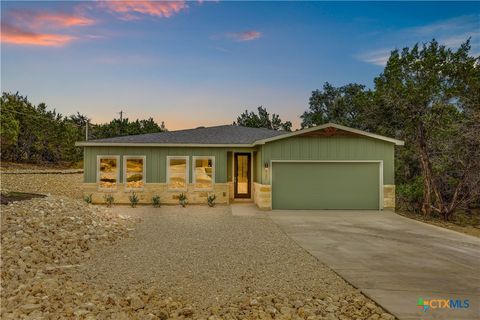 A home in Lago Vista