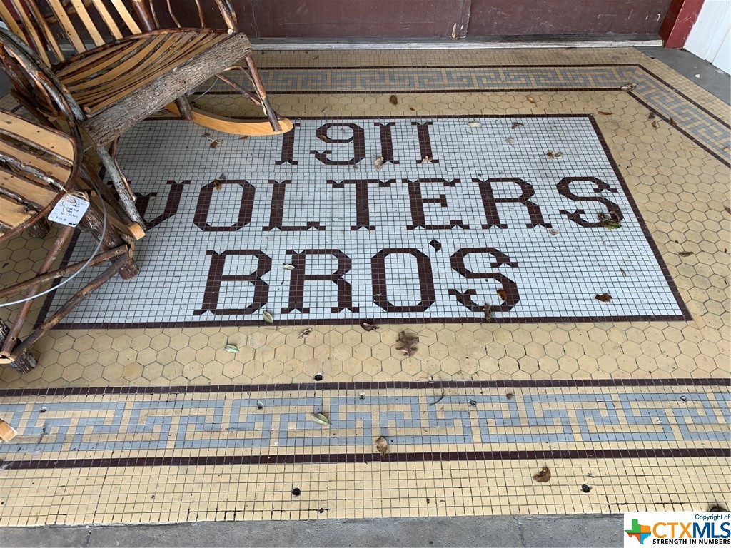 716 N Avenue D Avenue