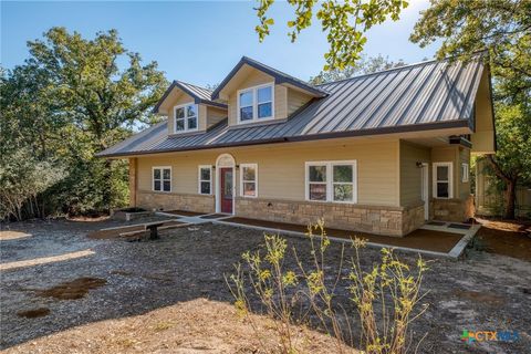 Photo of 123 Bowie Trail, Luling, TX 78648 (MLS # 597441)