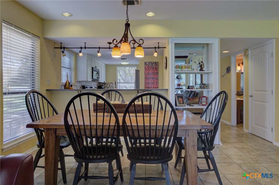 New Braunfels, Texas 78132, United States, 3 Bedrooms Bedrooms, ,2 BathroomsBathrooms,Residential,Active,30761