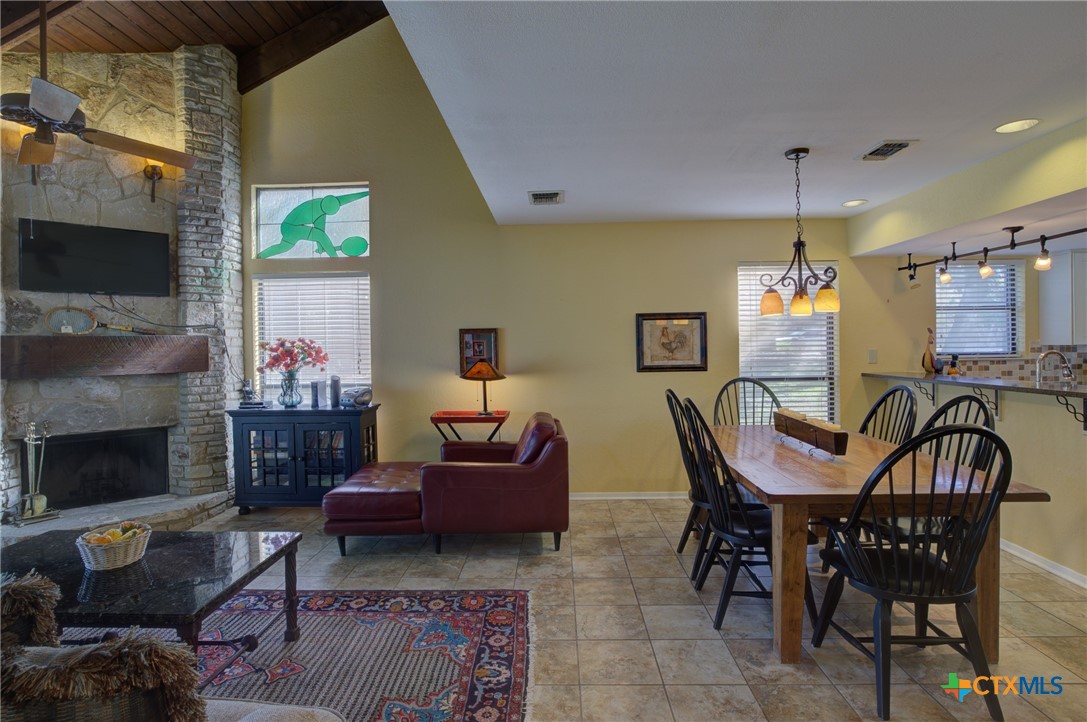 New Braunfels, Texas 78132, United States, 3 Bedrooms Bedrooms, ,2 BathroomsBathrooms,Residential,Active,30761