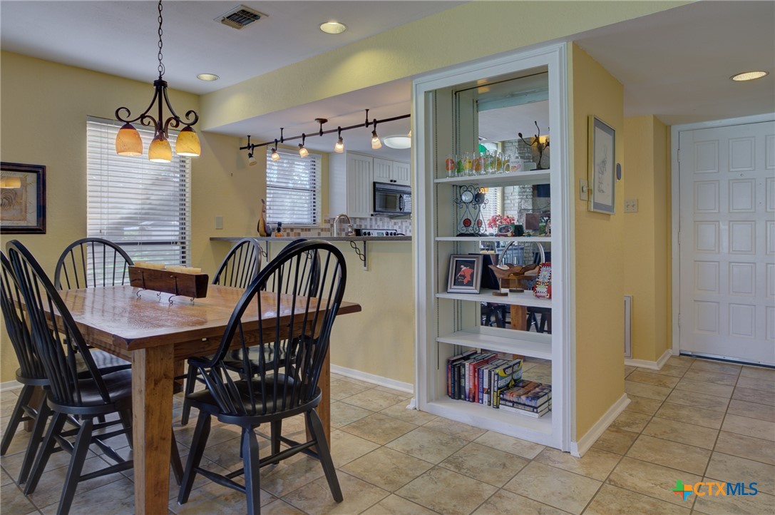 New Braunfels, Texas 78132, United States, 3 Bedrooms Bedrooms, ,2 BathroomsBathrooms,Residential,Active,30761