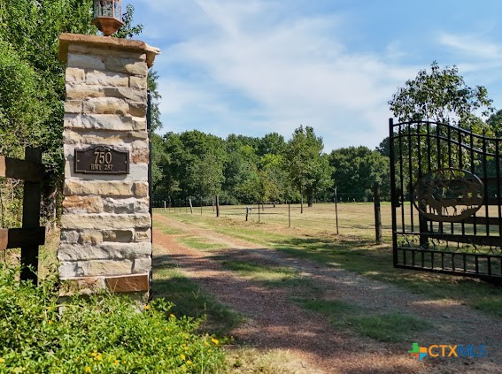 750 N US HIGHWAY 287