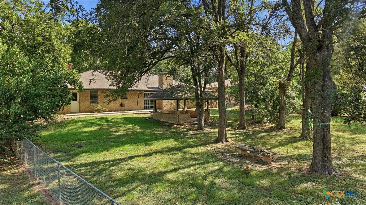 609 Hastings Road