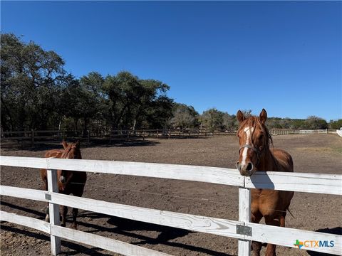1841 Oak Meadows Canyon Lake TX 78133