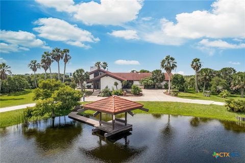 1809 W Harrison Avenue Port O'Connor TX 77982