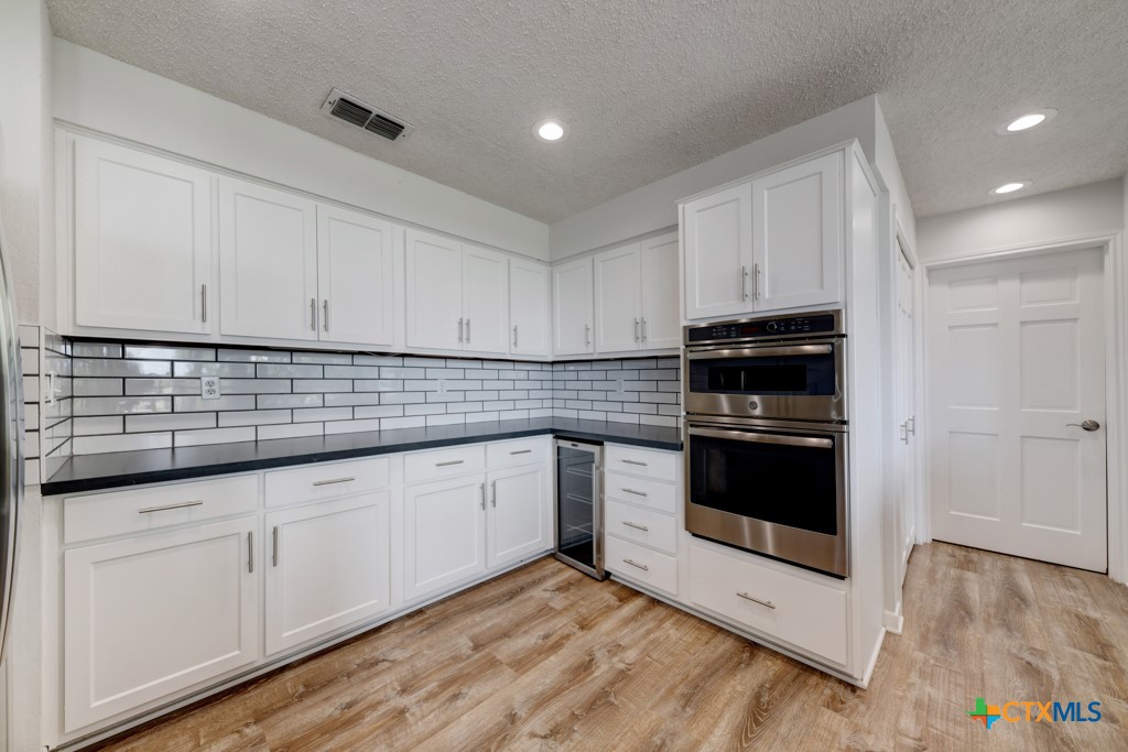 Canyon Lake, Texas 78133, United States, 4 Bedrooms Bedrooms, ,3 BathroomsBathrooms,Residential,Active,215786