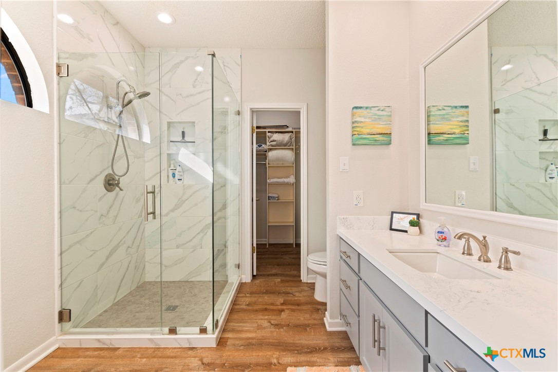 Canyon Lake, Texas 78133, United States, 4 Bedrooms Bedrooms, ,3 BathroomsBathrooms,Residential,Active,215786