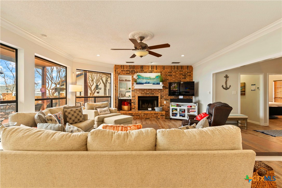 Canyon Lake, Texas 78133, United States, 4 Bedrooms Bedrooms, ,3 BathroomsBathrooms,Residential,Active,215786