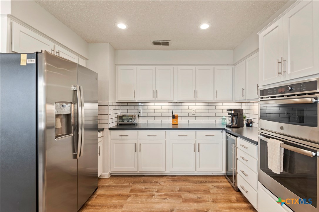 Canyon Lake, Texas 78133, United States, 4 Bedrooms Bedrooms, ,3 BathroomsBathrooms,Residential,Active,215786