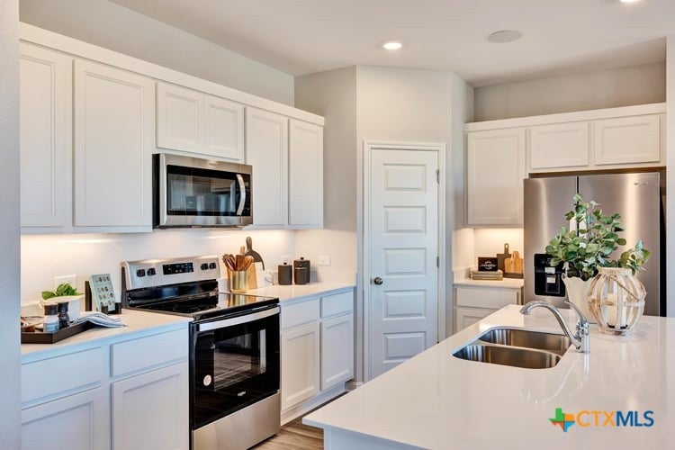 Photo of 1229 Wild Leaf Way, San Marcos, TX 78666 (MLS # 626310)