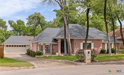 Photo of 3706 Bobcat Trail, Temple, TX 76502 (MLS # 609590)
