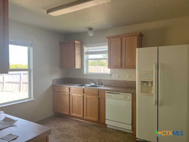 5004 Stonehaven Drive