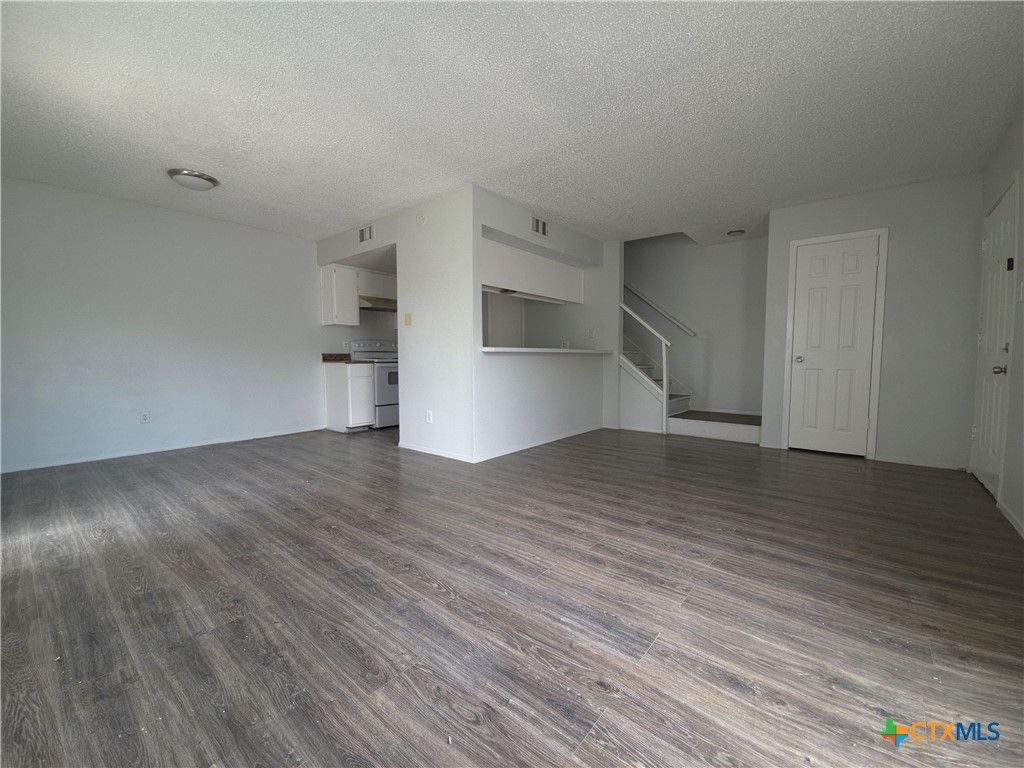 Photo of 4503 Chase Circle, Killeen, TX 76543 (MLS # 614901)