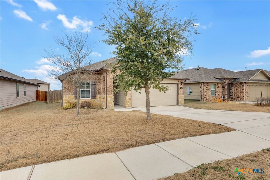 Photo of 125 Hazel Grove, San Marcos, TX 78666 (MLS # 603596)