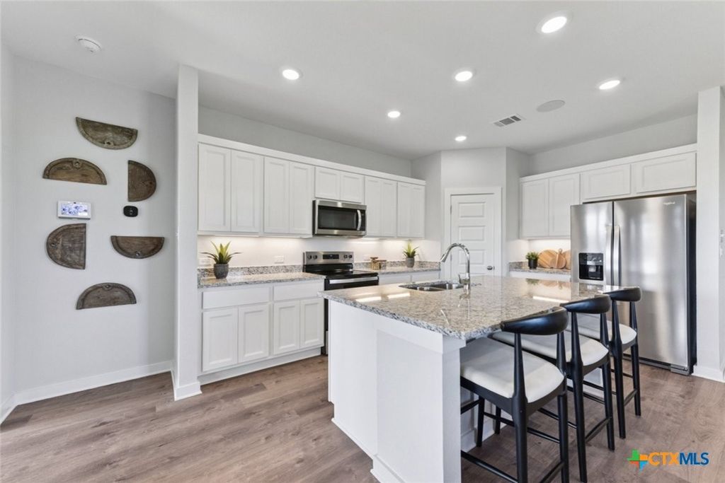 Photo of 117 Cutleaf Cove, San Marcos, TX 78666 (MLS # 601093)