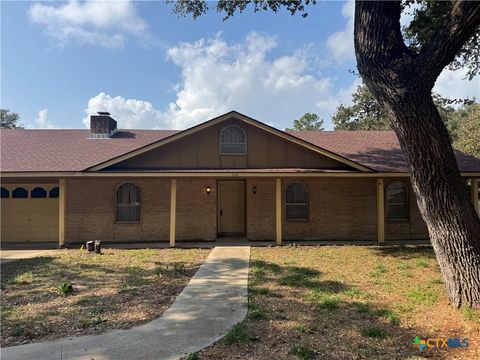 Photo of 105 Pecan Drive, Victoria, TX 77905 (MLS # 597911)