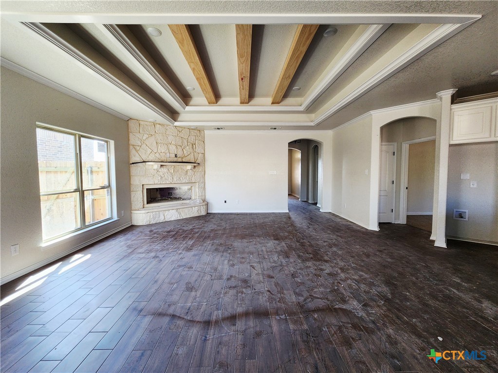 712 Golden Eagle Drive