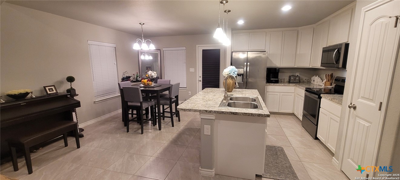 1229 Bob White Drive