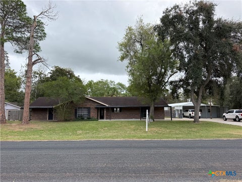 Photo of 204 Brooks Rd, Victoria, TX 77904 (MLS # 628979)