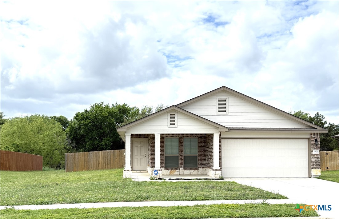 Photo 1 of 31 — 1910 Bee Creek Loop, Copperas Cove, TX 76522