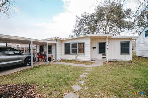 Photo of 1310 E Rosebud Avenue, Victoria, TX 77901 (MLS # 603499)