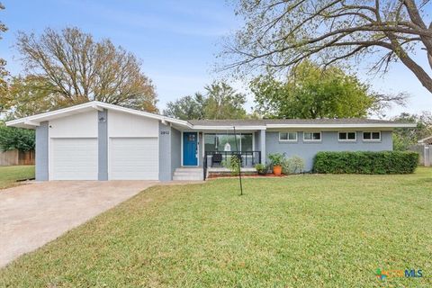 Photo of 3913 Dove Lane, Temple, TX 76502 (MLS # 598234)