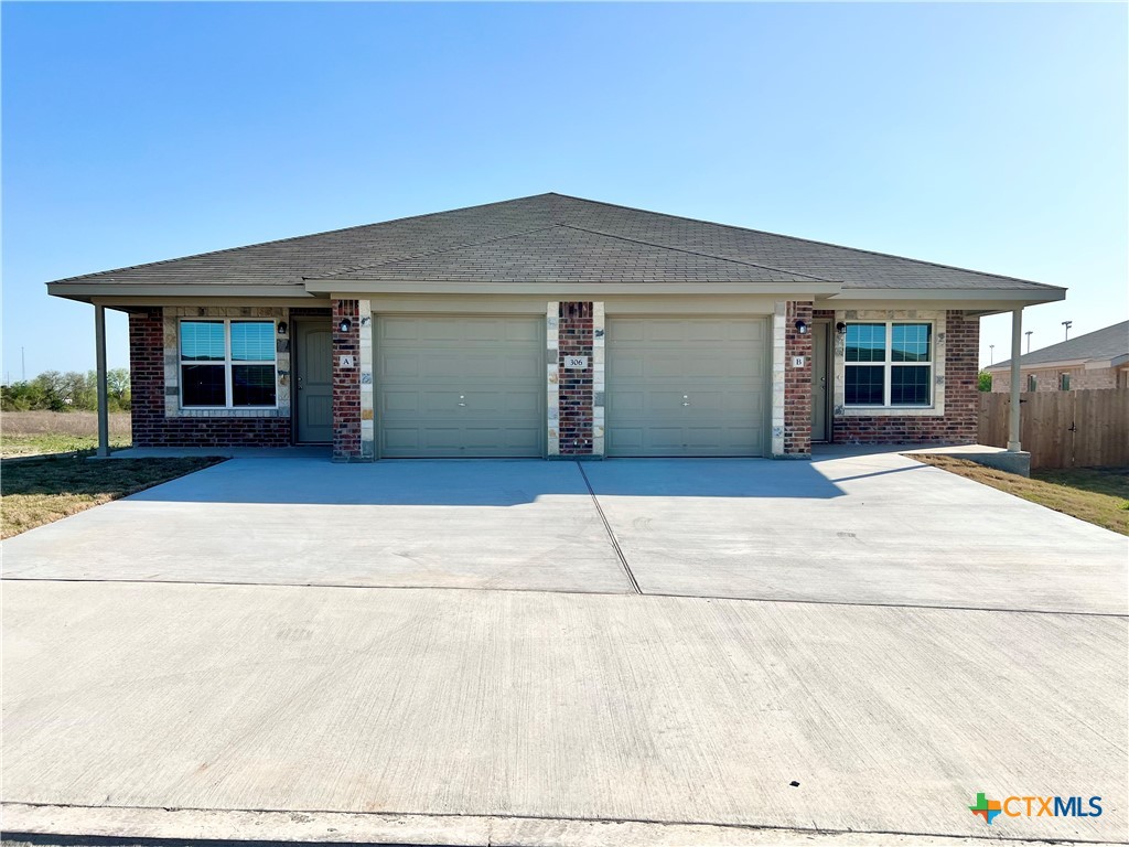 Photo 1 of 16 — 306 Dolphin Drive, Temple, TX 76501