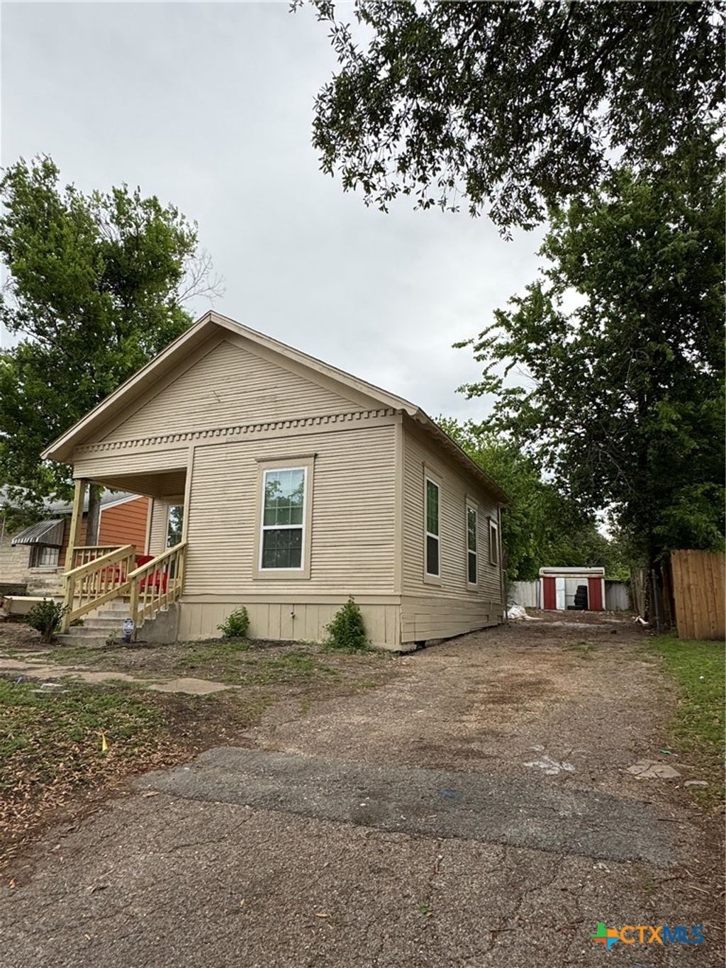 Photo of 1303 S 13th Street, Temple, TX 76504 (MLS # 611194)