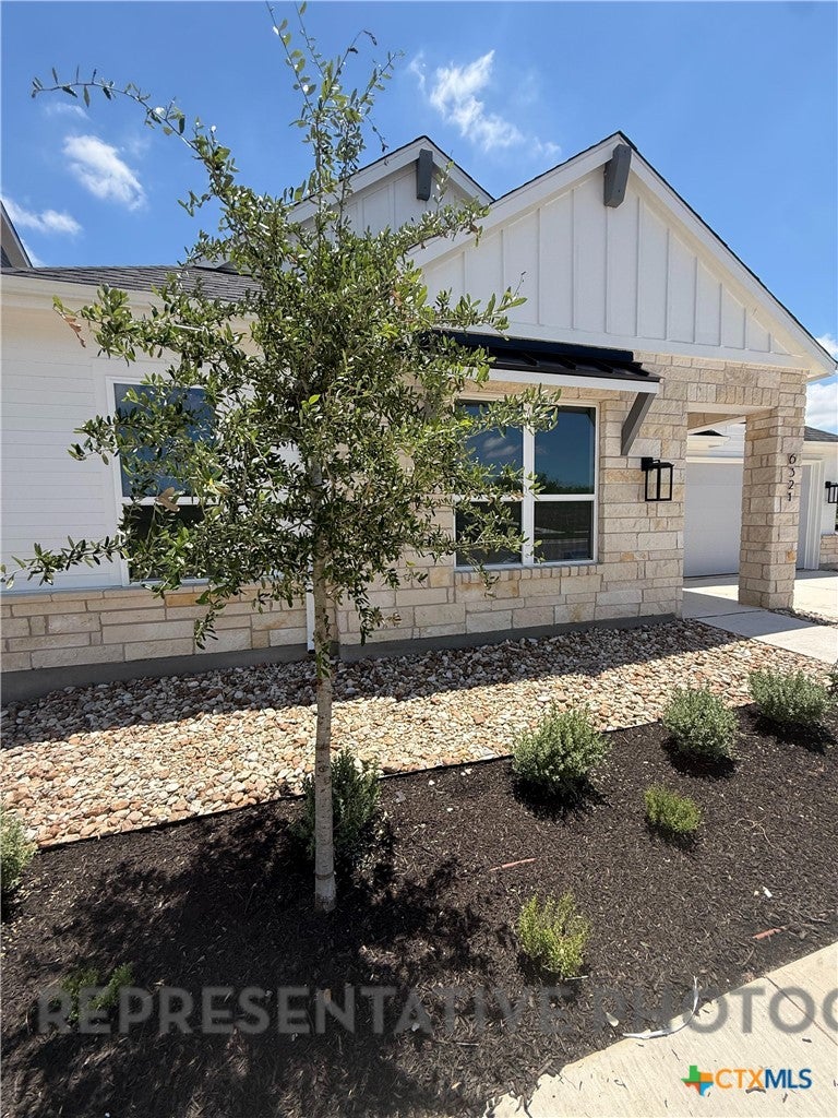 Photo of 6312 McMurtry Street, Austin, TX 78747 (MLS # 613352)
