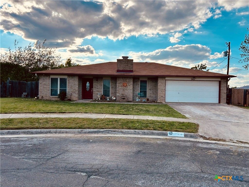 Photo of 303 Creek Branch Cove, Killeen, TX 76543 (MLS # 610618)