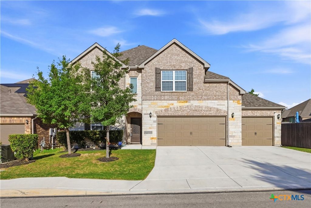 Photo of 12272 Dusty Boots Road, San Antonio, TX 78254 (MLS # 610287)