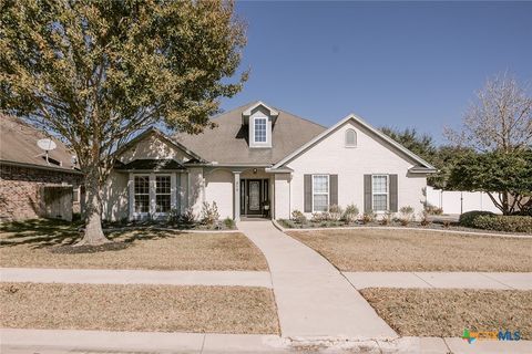 Photo of 213 Iron Gate, Victoria, TX 77904 (MLS # 603861)