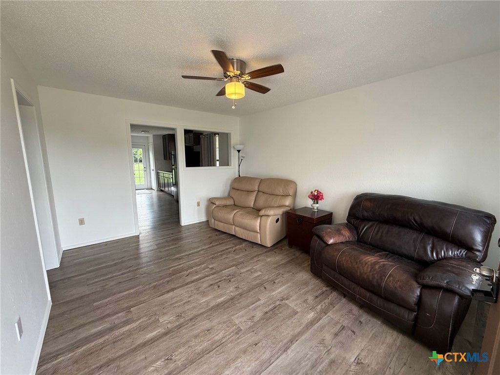 Photo of 1506 Saint Louis Street, Gatesville, TX 76528 (MLS # 610492)