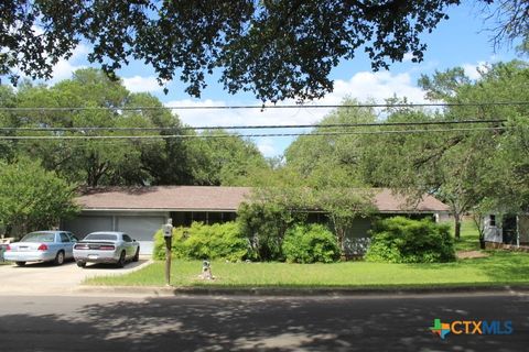 Photo of 1306 Alamo Street, San Marcos, TX 78666 (MLS # 613992)