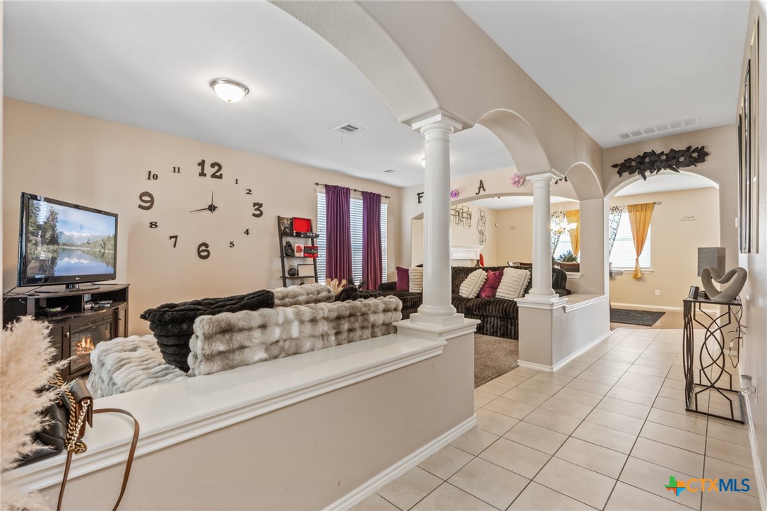 5006 Bridgewood Drive