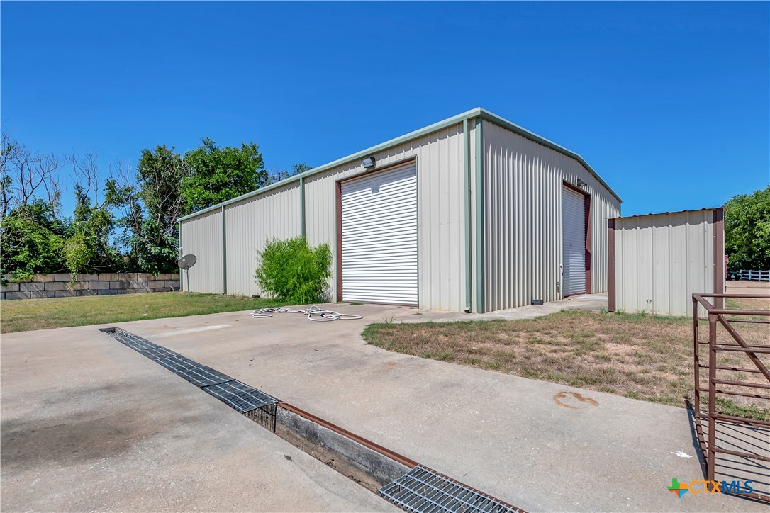 301 Fm 1660